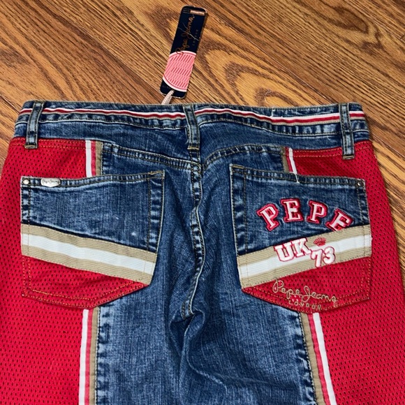 NWT Deadstock Y2K Pepe Red Jersey Embroidered Street Jeans Denim Pants Size 29 - Picture 13 of 13